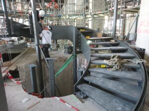 Stalen wenteltrap Kasbank gebouw Vic obdam berekend met RFEM